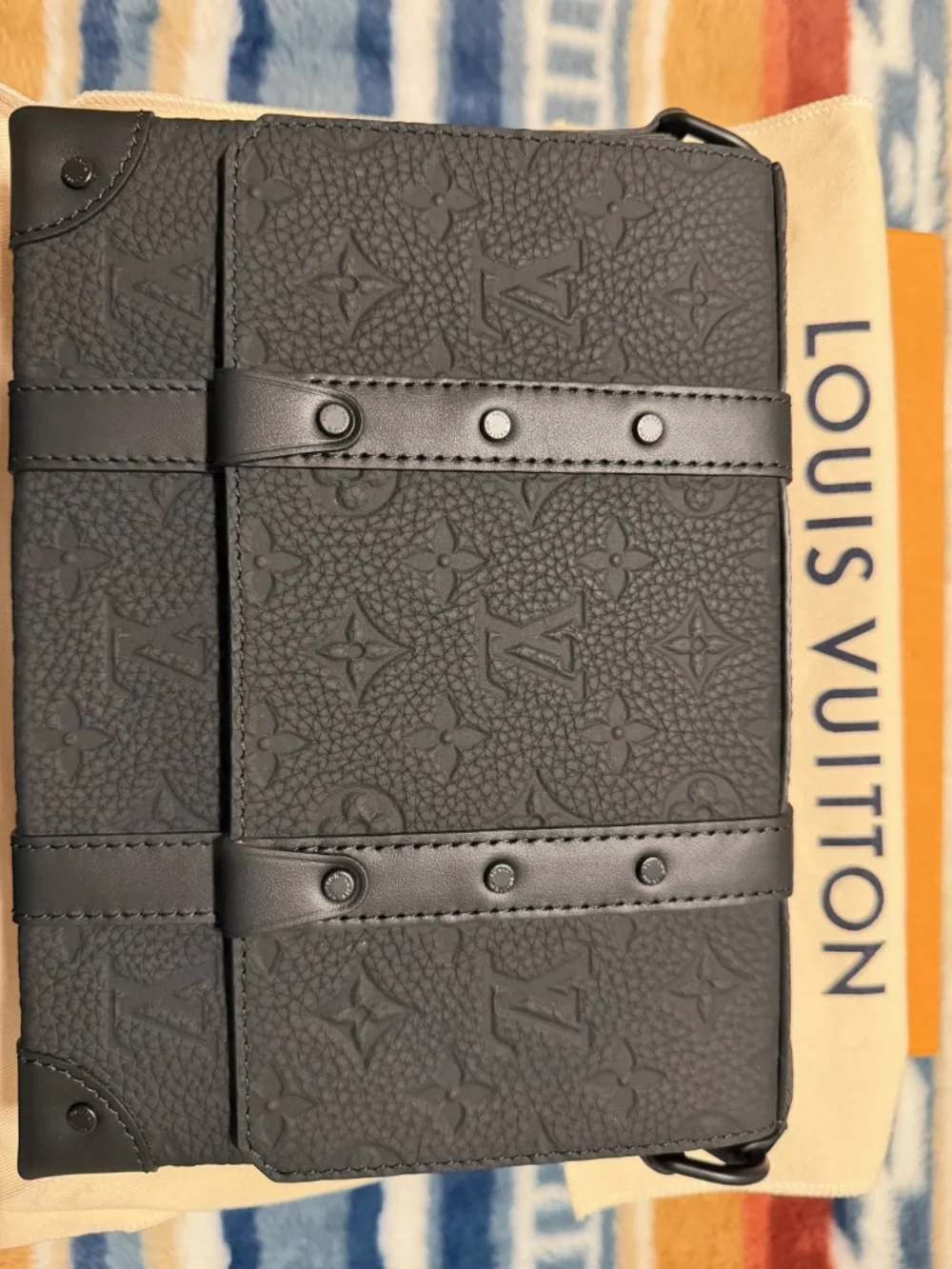 Louis Vuitton Trunk Messenger PM Monogram Seal Leather (Black/Noir)